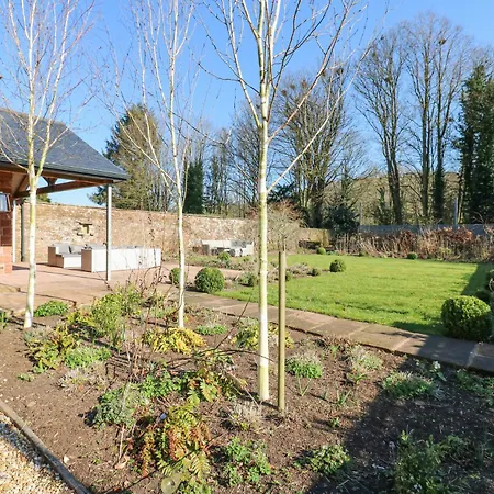 Allendale House *